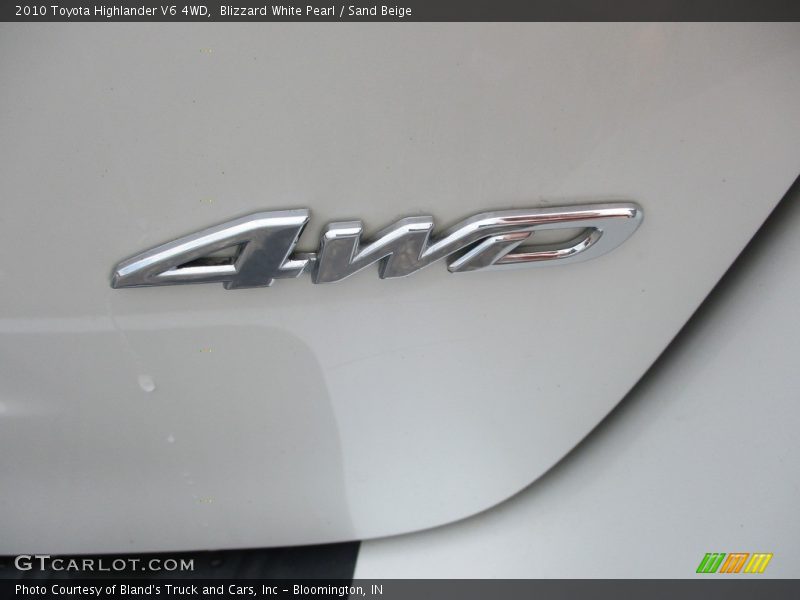 Blizzard White Pearl / Sand Beige 2010 Toyota Highlander V6 4WD