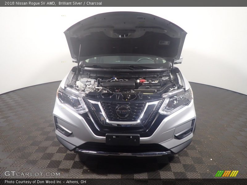 Brilliant Silver / Charcoal 2018 Nissan Rogue SV AWD