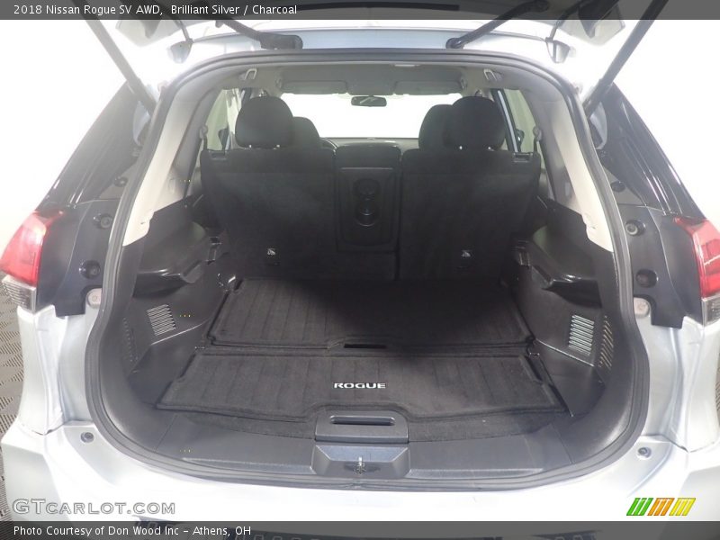 Brilliant Silver / Charcoal 2018 Nissan Rogue SV AWD