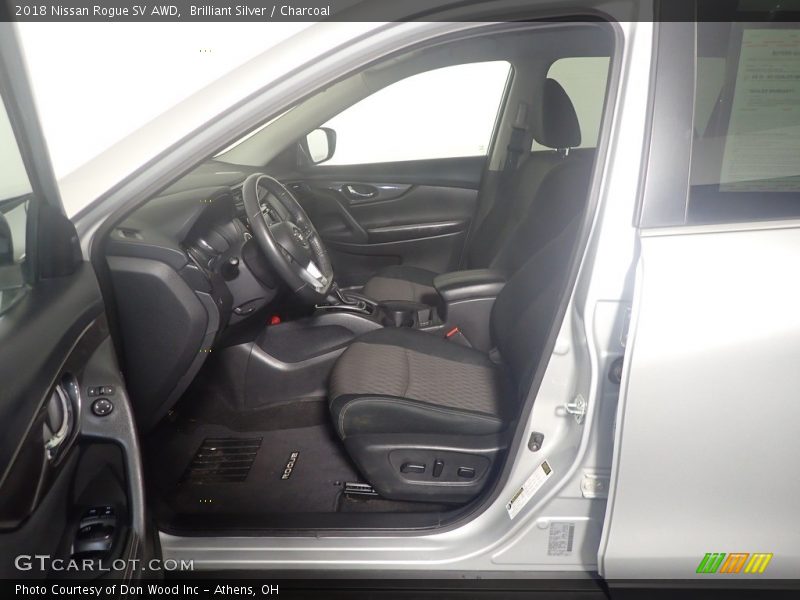 Brilliant Silver / Charcoal 2018 Nissan Rogue SV AWD