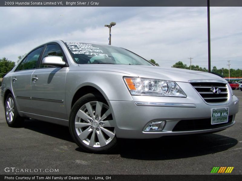 Bright Silver / Gray 2009 Hyundai Sonata Limited V6