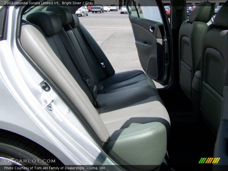 Bright Silver / Gray 2009 Hyundai Sonata Limited V6