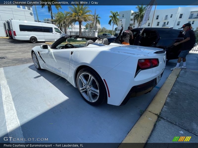 Arctic White / Gray 2016 Chevrolet Corvette Stingray Convertible