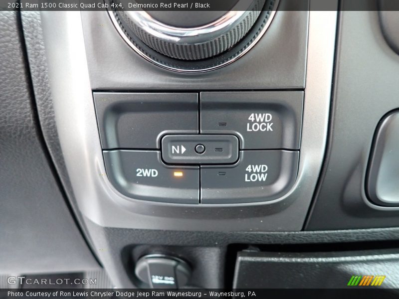 Delmonico Red Pearl / Black 2021 Ram 1500 Classic Quad Cab 4x4