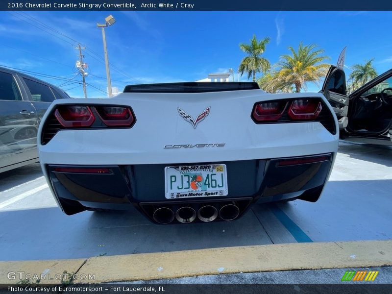 Arctic White / Gray 2016 Chevrolet Corvette Stingray Convertible