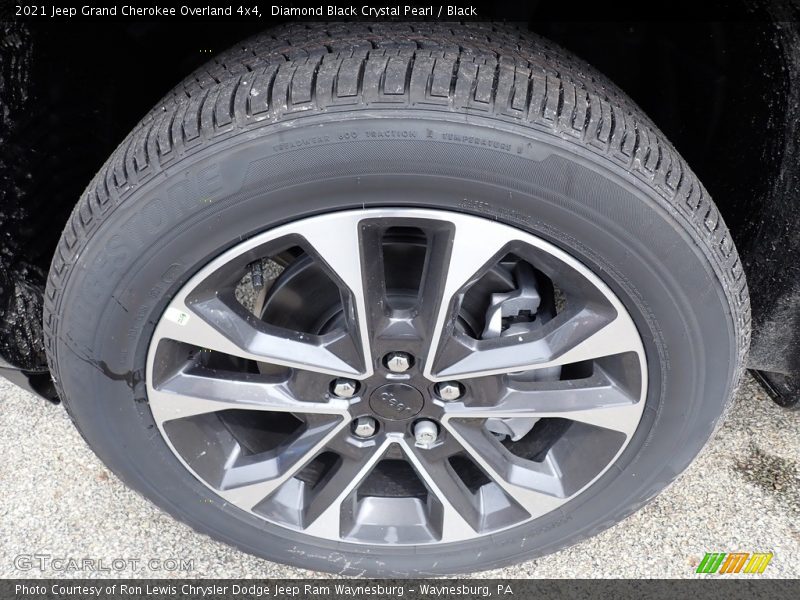Diamond Black Crystal Pearl / Black 2021 Jeep Grand Cherokee Overland 4x4