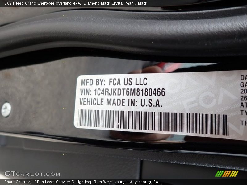 Diamond Black Crystal Pearl / Black 2021 Jeep Grand Cherokee Overland 4x4