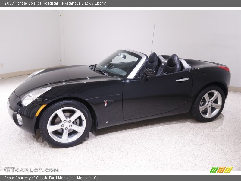 Mysterious Black / Ebony 2007 Pontiac Solstice Roadster