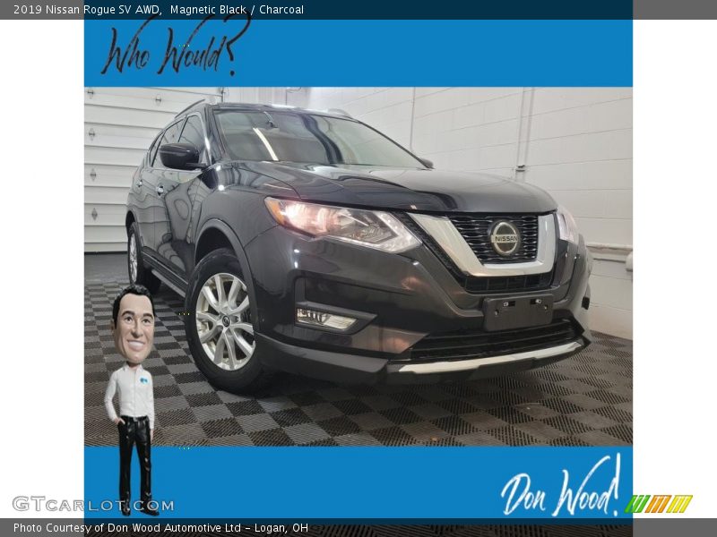 Magnetic Black / Charcoal 2019 Nissan Rogue SV AWD