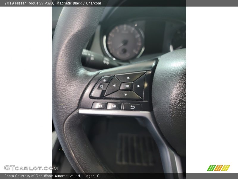 Magnetic Black / Charcoal 2019 Nissan Rogue SV AWD