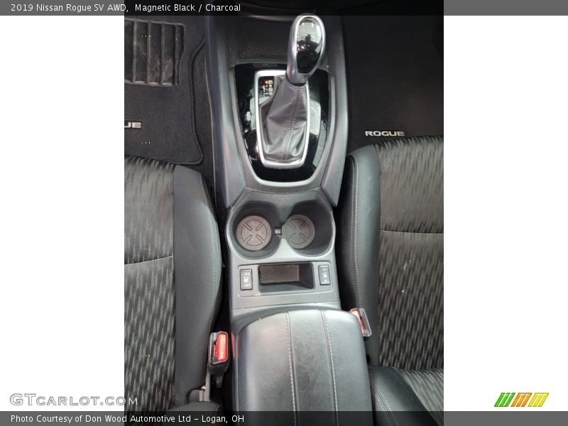 Magnetic Black / Charcoal 2019 Nissan Rogue SV AWD
