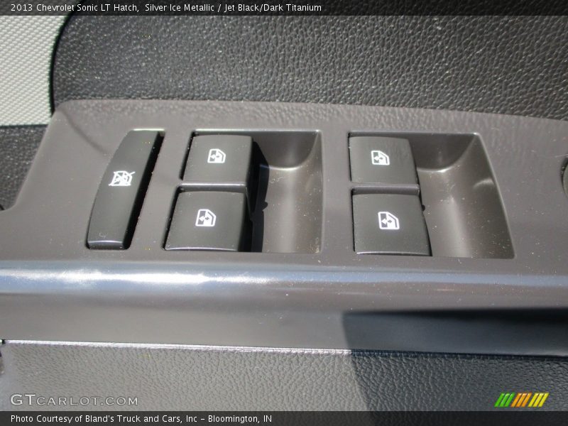 Silver Ice Metallic / Jet Black/Dark Titanium 2013 Chevrolet Sonic LT Hatch