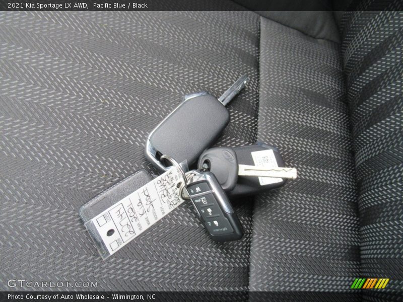 Pacific Blue / Black 2021 Kia Sportage LX AWD