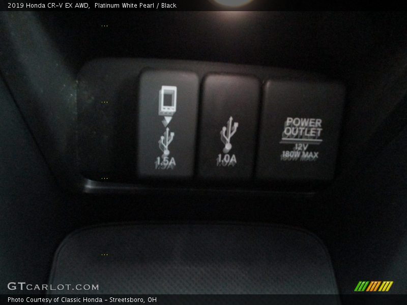 Platinum White Pearl / Black 2019 Honda CR-V EX AWD