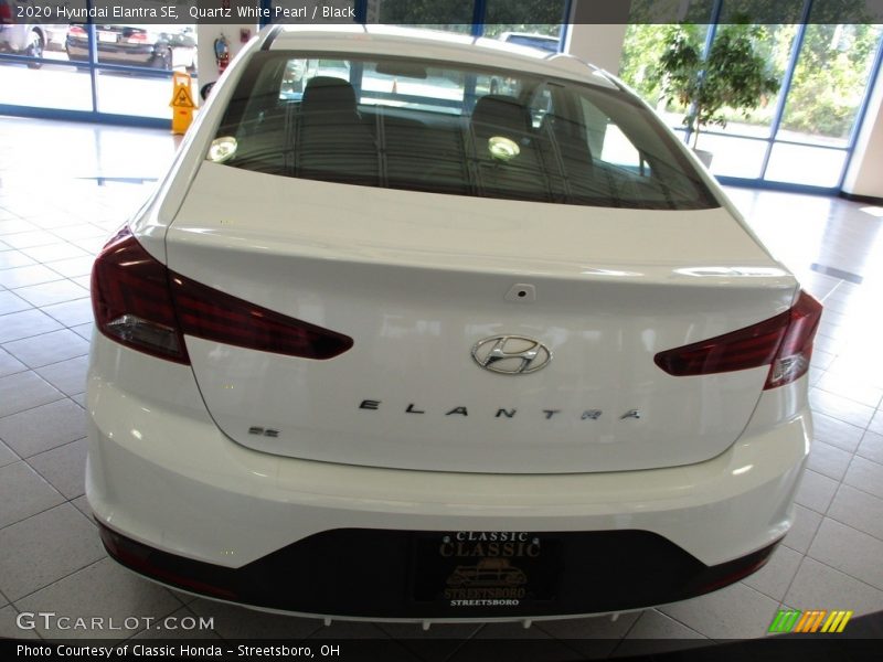 Quartz White Pearl / Black 2020 Hyundai Elantra SE