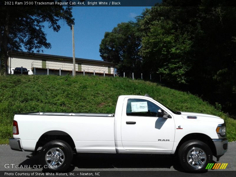 Bright White / Black 2021 Ram 3500 Tradesman Regular Cab 4x4