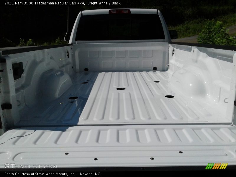 Bright White / Black 2021 Ram 3500 Tradesman Regular Cab 4x4
