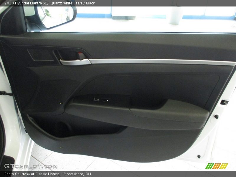 Quartz White Pearl / Black 2020 Hyundai Elantra SE