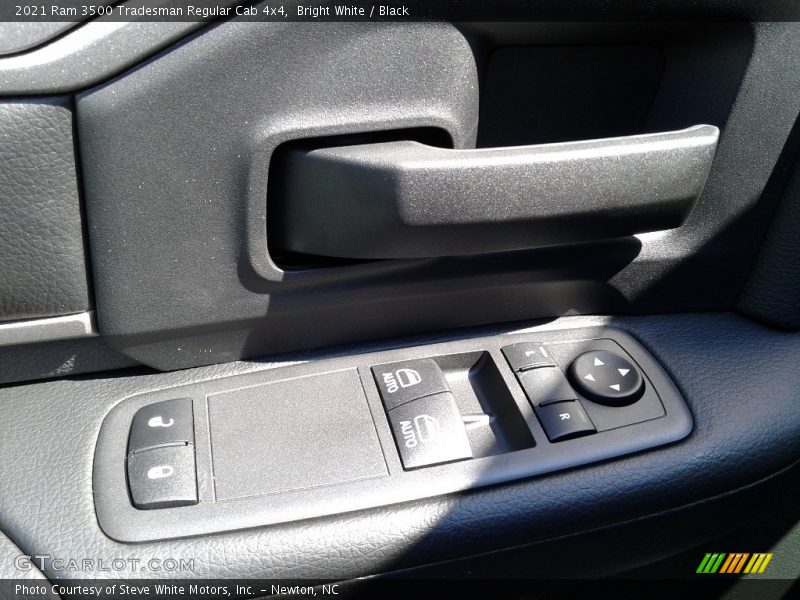 Bright White / Black 2021 Ram 3500 Tradesman Regular Cab 4x4