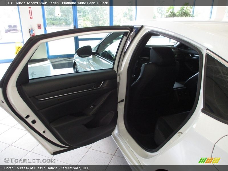 Platinum White Pearl / Black 2018 Honda Accord Sport Sedan