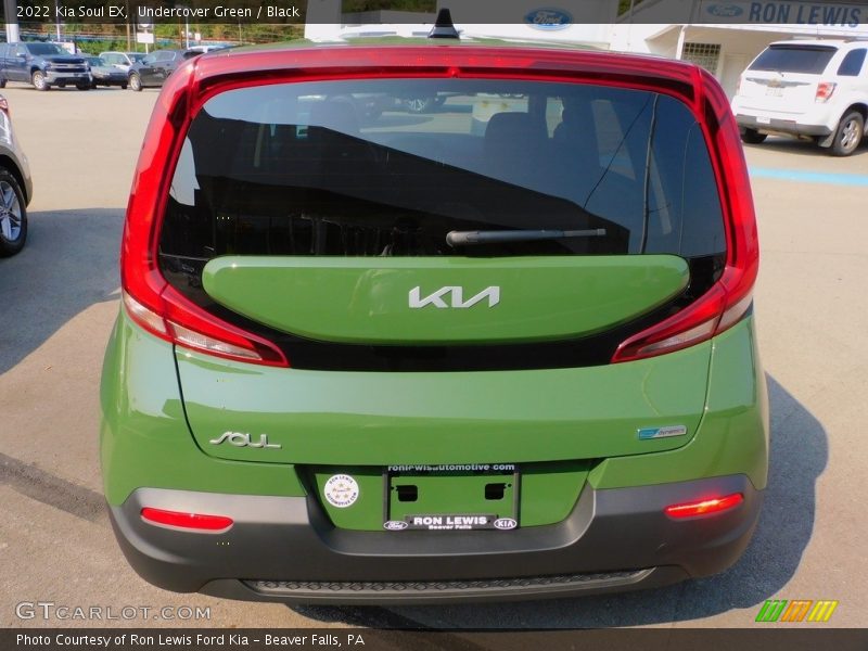 Undercover Green / Black 2022 Kia Soul EX