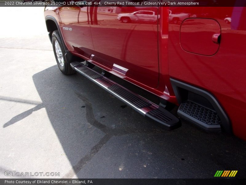 Cherry Red Tintcoat / Gideon/Very Dark Atmosphere 2022 Chevrolet Silverado 2500HD LTZ Crew Cab 4x4