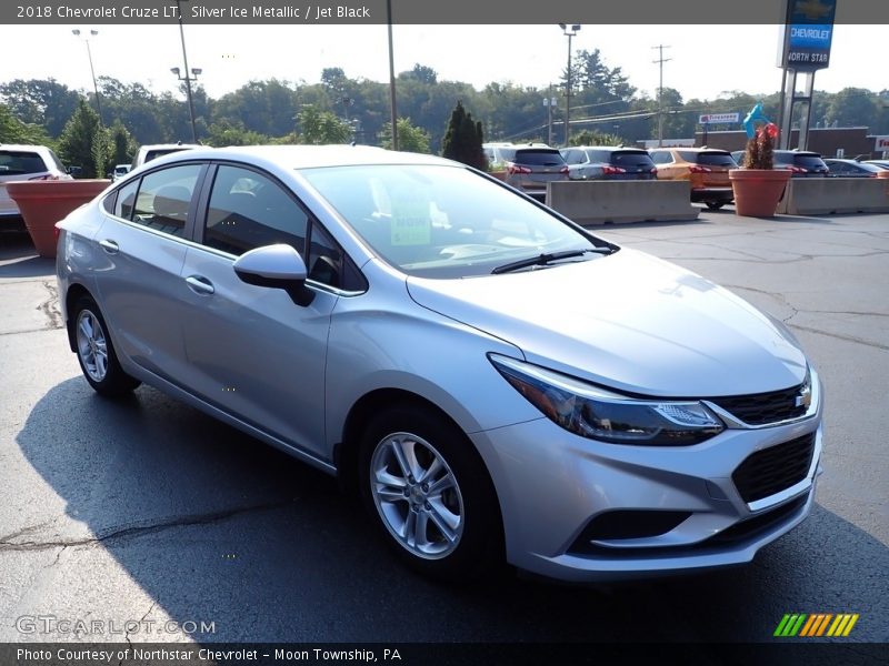 Silver Ice Metallic / Jet Black 2018 Chevrolet Cruze LT