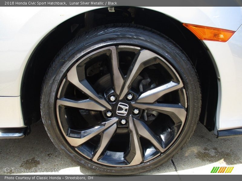 Lunar Silver Metallic / Black 2018 Honda Civic Sport Hatchback