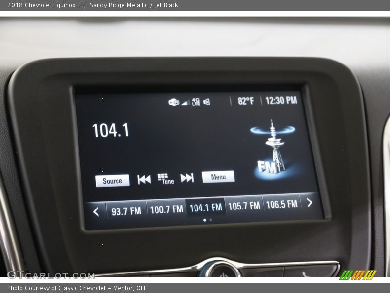 Sandy Ridge Metallic / Jet Black 2018 Chevrolet Equinox LT