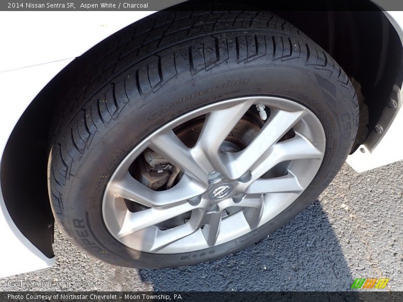 Aspen White / Charcoal 2014 Nissan Sentra SR