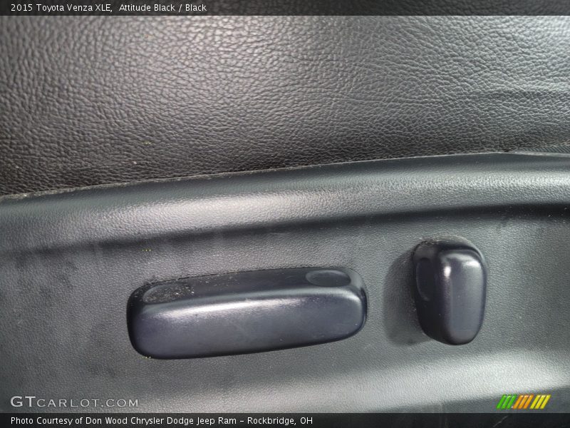Attitude Black / Black 2015 Toyota Venza XLE