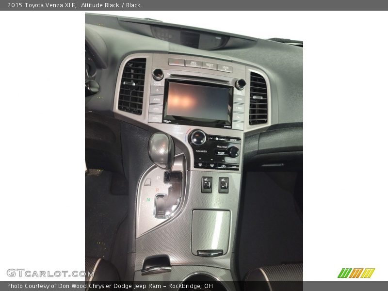 Controls of 2015 Venza XLE