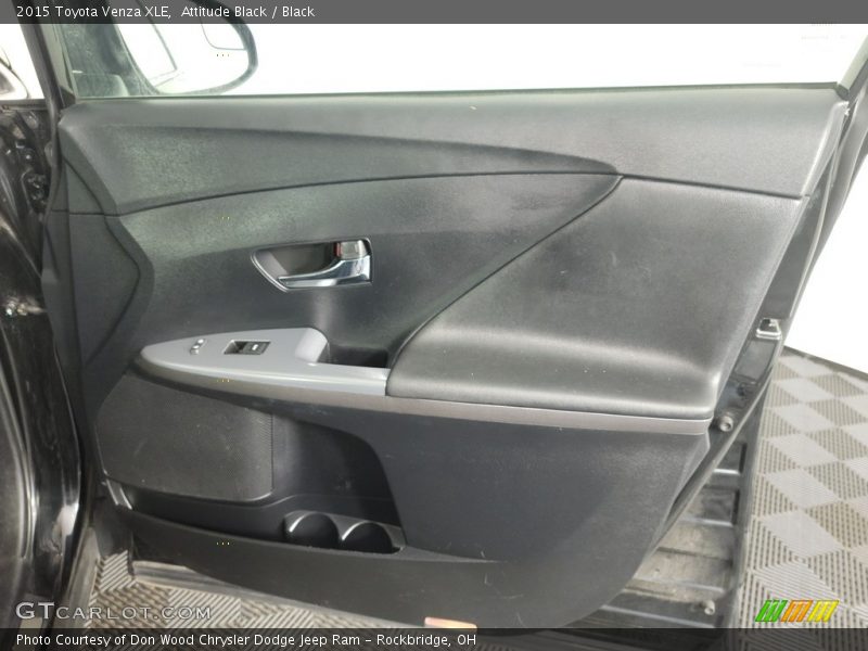 Attitude Black / Black 2015 Toyota Venza XLE