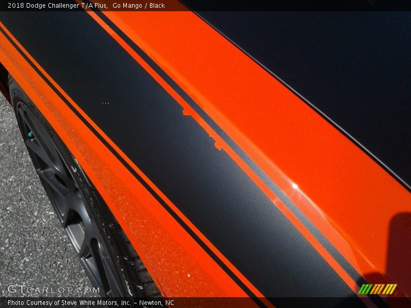 Go Mango / Black 2018 Dodge Challenger T/A Plus