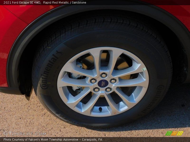 Rapid Red Metallic / Sandstone 2021 Ford Escape SE 4WD