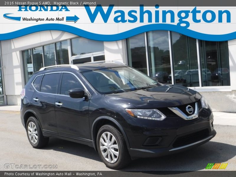 Magnetic Black / Almond 2016 Nissan Rogue S AWD
