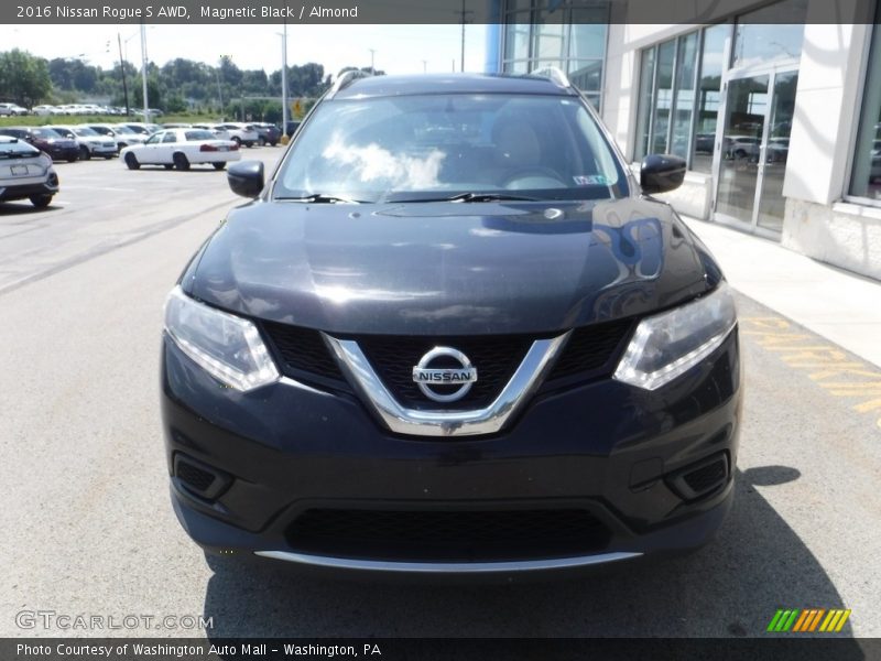 Magnetic Black / Almond 2016 Nissan Rogue S AWD