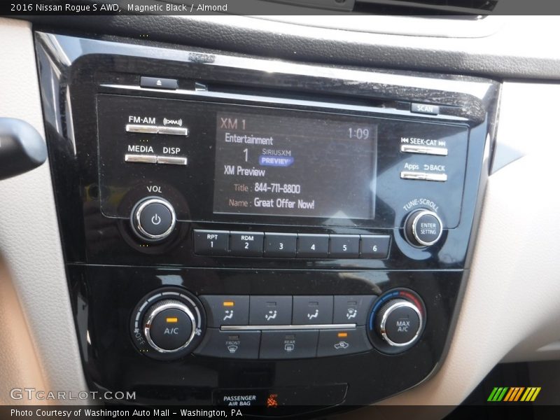 Magnetic Black / Almond 2016 Nissan Rogue S AWD