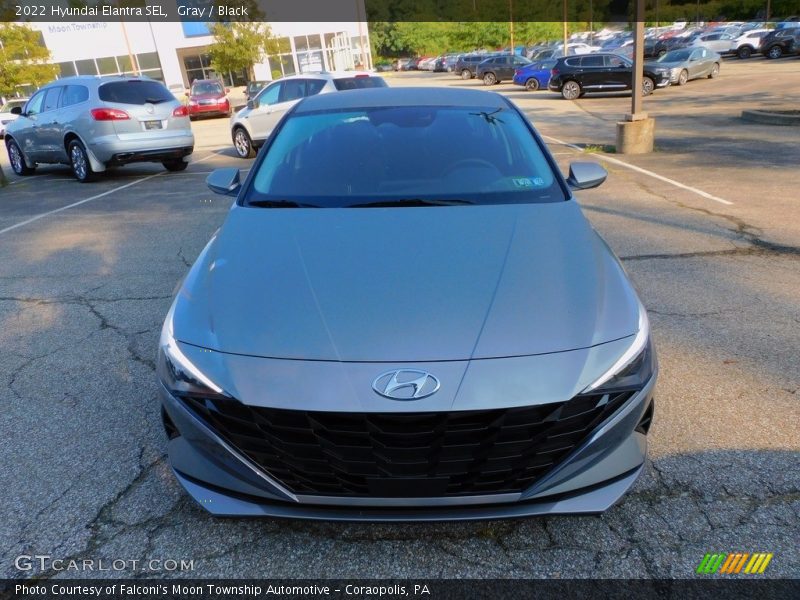 Gray / Black 2022 Hyundai Elantra SEL