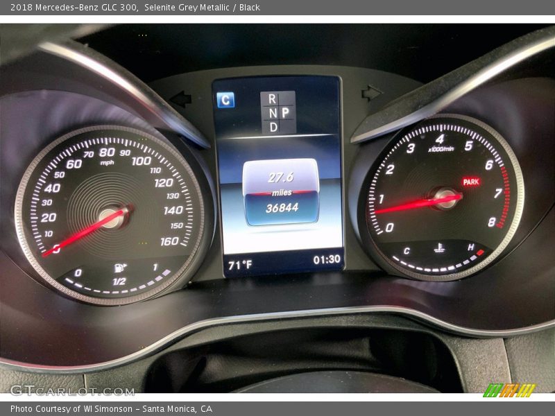 Selenite Grey Metallic / Black 2018 Mercedes-Benz GLC 300