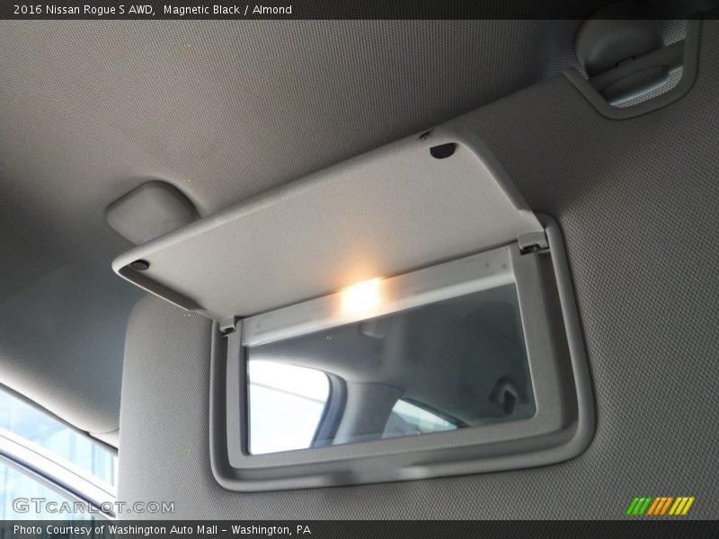 Magnetic Black / Almond 2016 Nissan Rogue S AWD