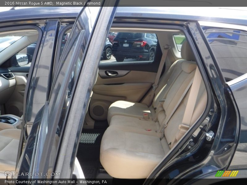 Magnetic Black / Almond 2016 Nissan Rogue S AWD