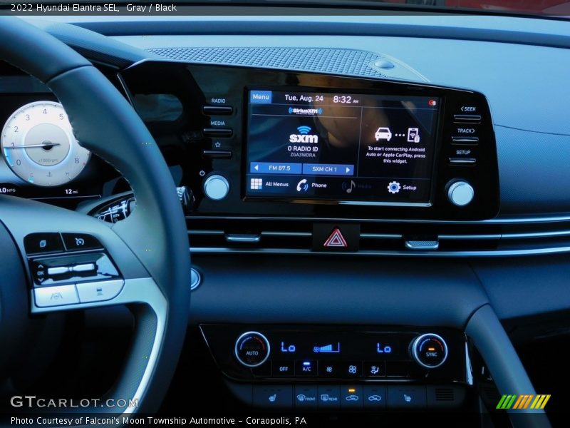 Gray / Black 2022 Hyundai Elantra SEL