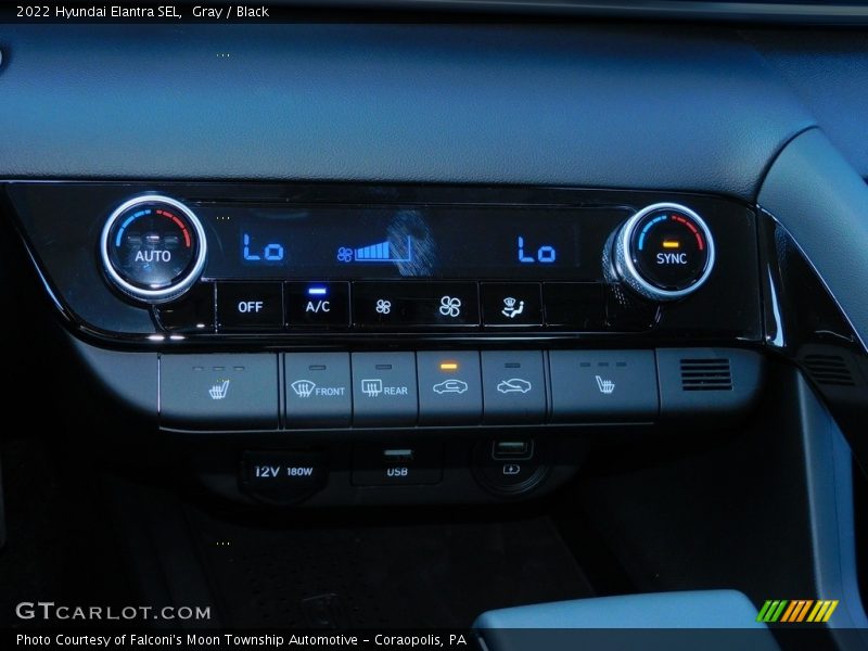 Gray / Black 2022 Hyundai Elantra SEL
