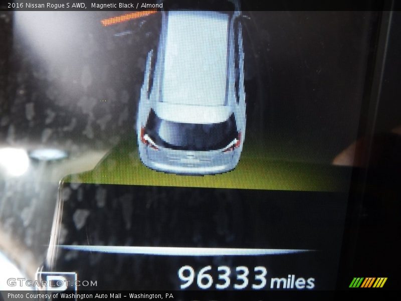Magnetic Black / Almond 2016 Nissan Rogue S AWD