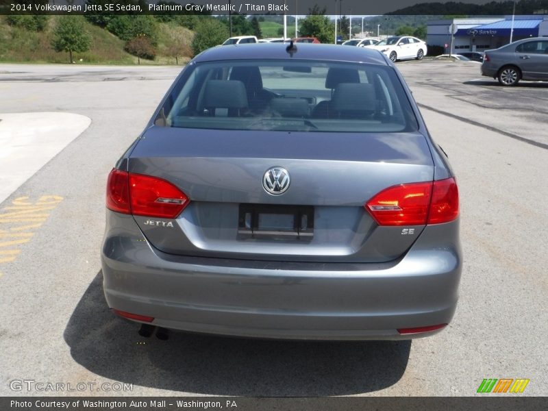 Platinum Gray Metallic / Titan Black 2014 Volkswagen Jetta SE Sedan