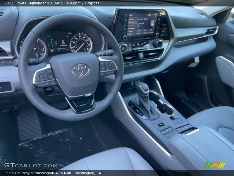 Blueprint / Graphite 2021 Toyota Highlander XLE AWD