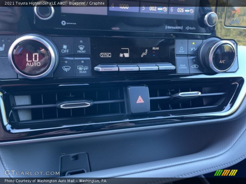 Blueprint / Graphite 2021 Toyota Highlander XLE AWD