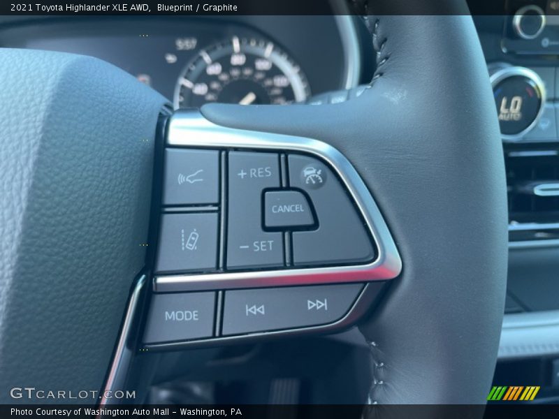 Blueprint / Graphite 2021 Toyota Highlander XLE AWD