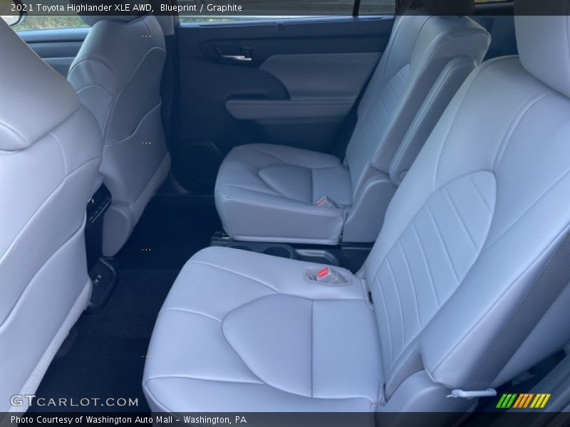 Blueprint / Graphite 2021 Toyota Highlander XLE AWD